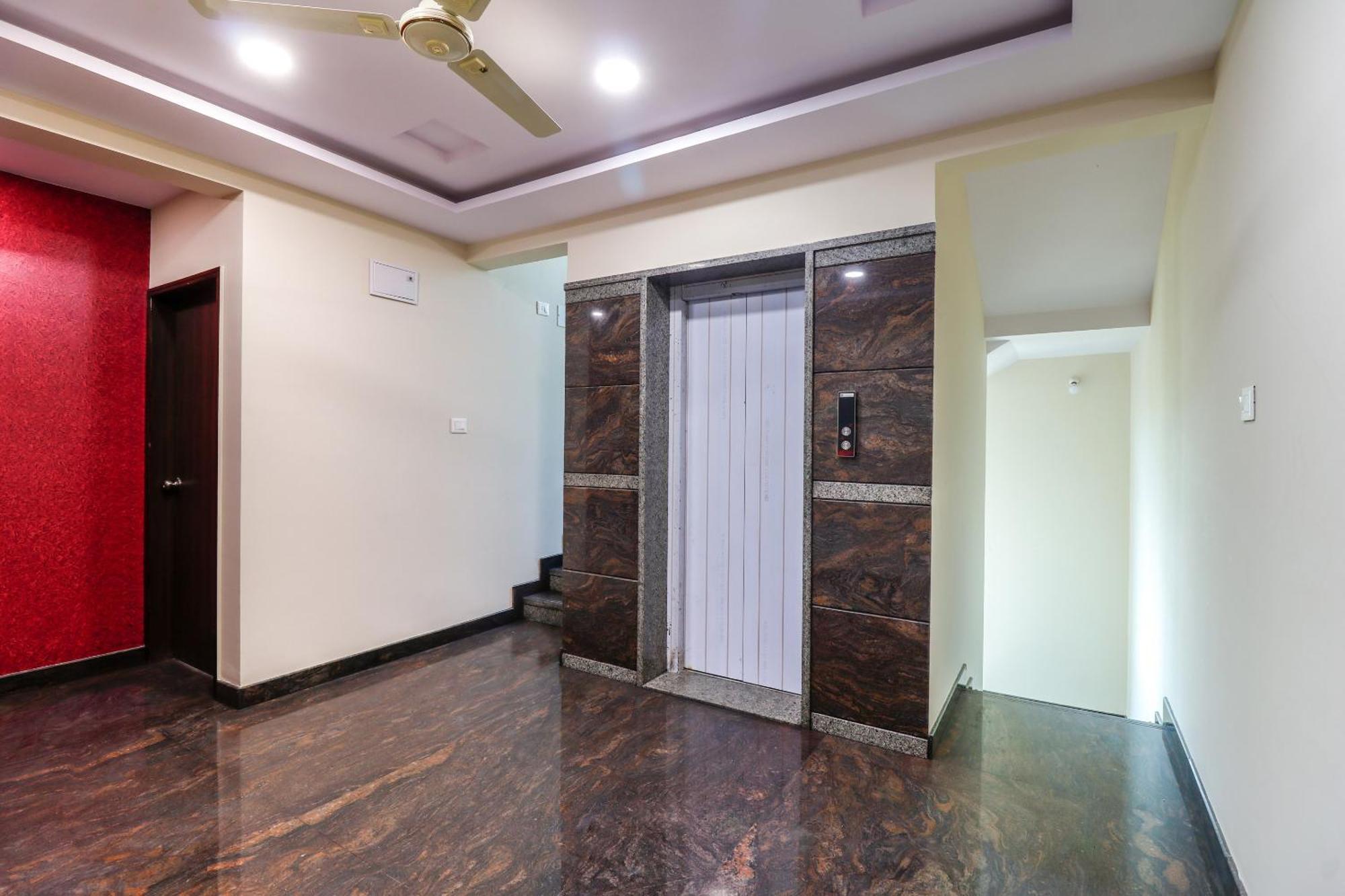 Capital O N R Residency Hotel Yelahanka Ngoại thất bức ảnh